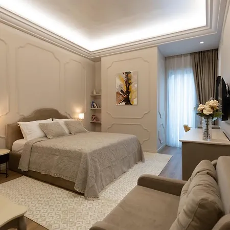 Boutique 135 Hotel 4*