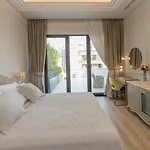 Boutique 135 Отель Тирана