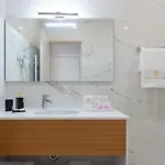 Boutique 135 Hotel 4*
